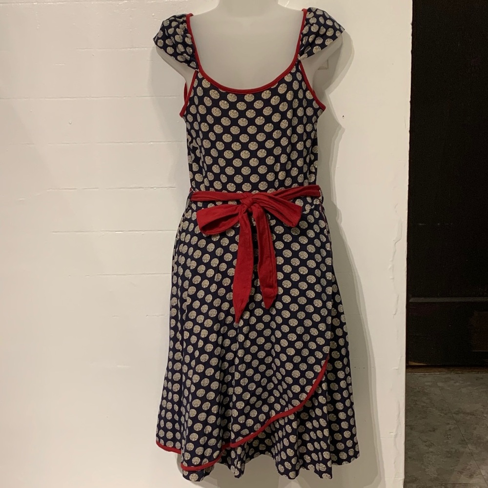 Effie’s Heart cap-sleeved dress